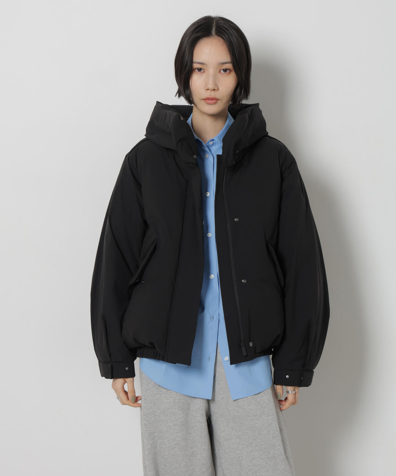 「西川ダウン(R)」ソロテックスショートダウン