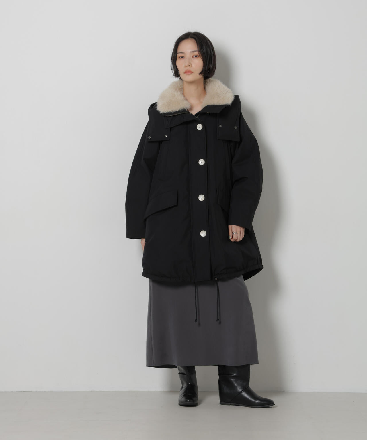 「STEVELOUR」「西川ダウン(R)」ファー付きコート