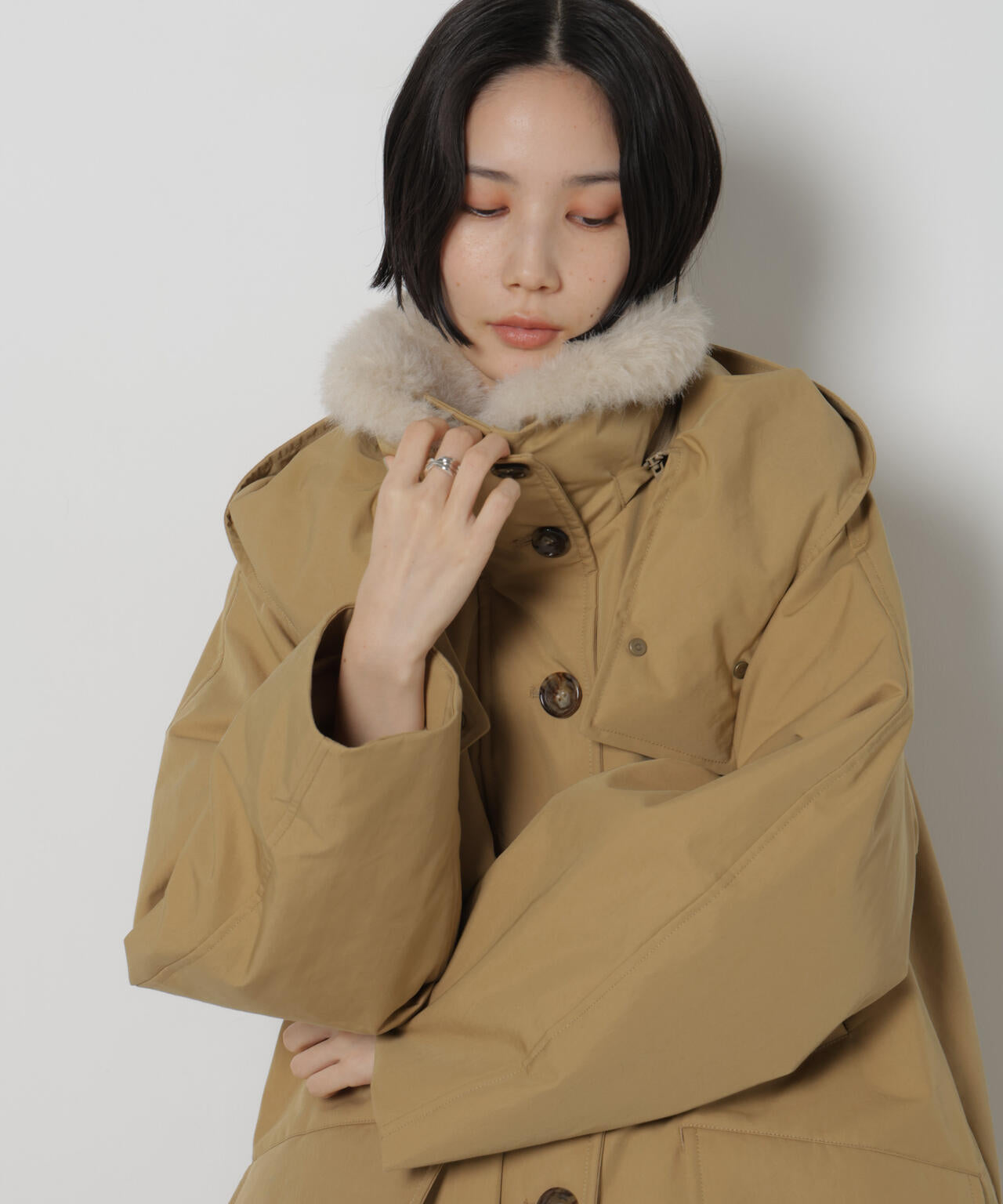 「STEVELOUR」「西川ダウン(R)」ファー付きコート