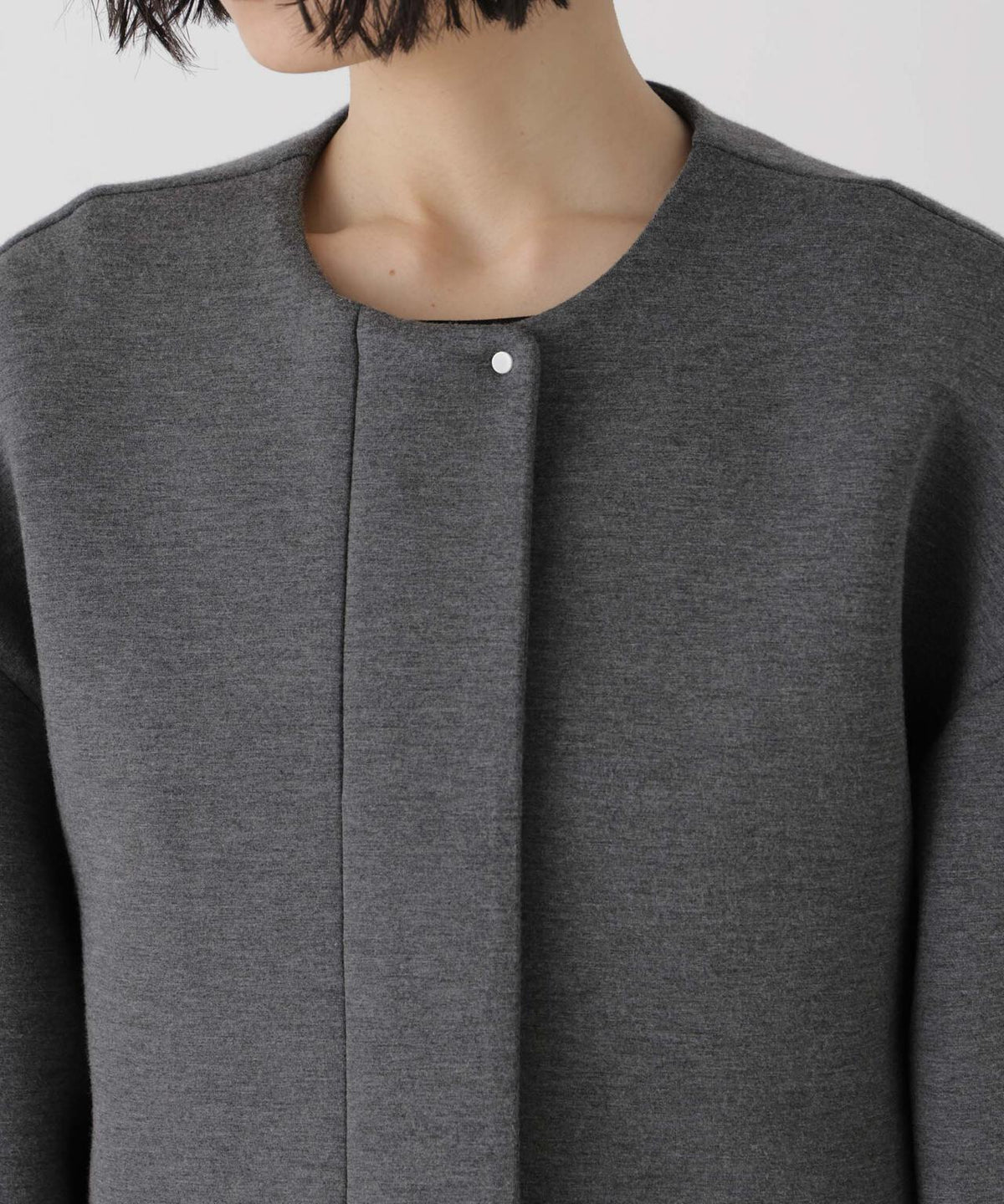 ダンボールノーカラージャケット