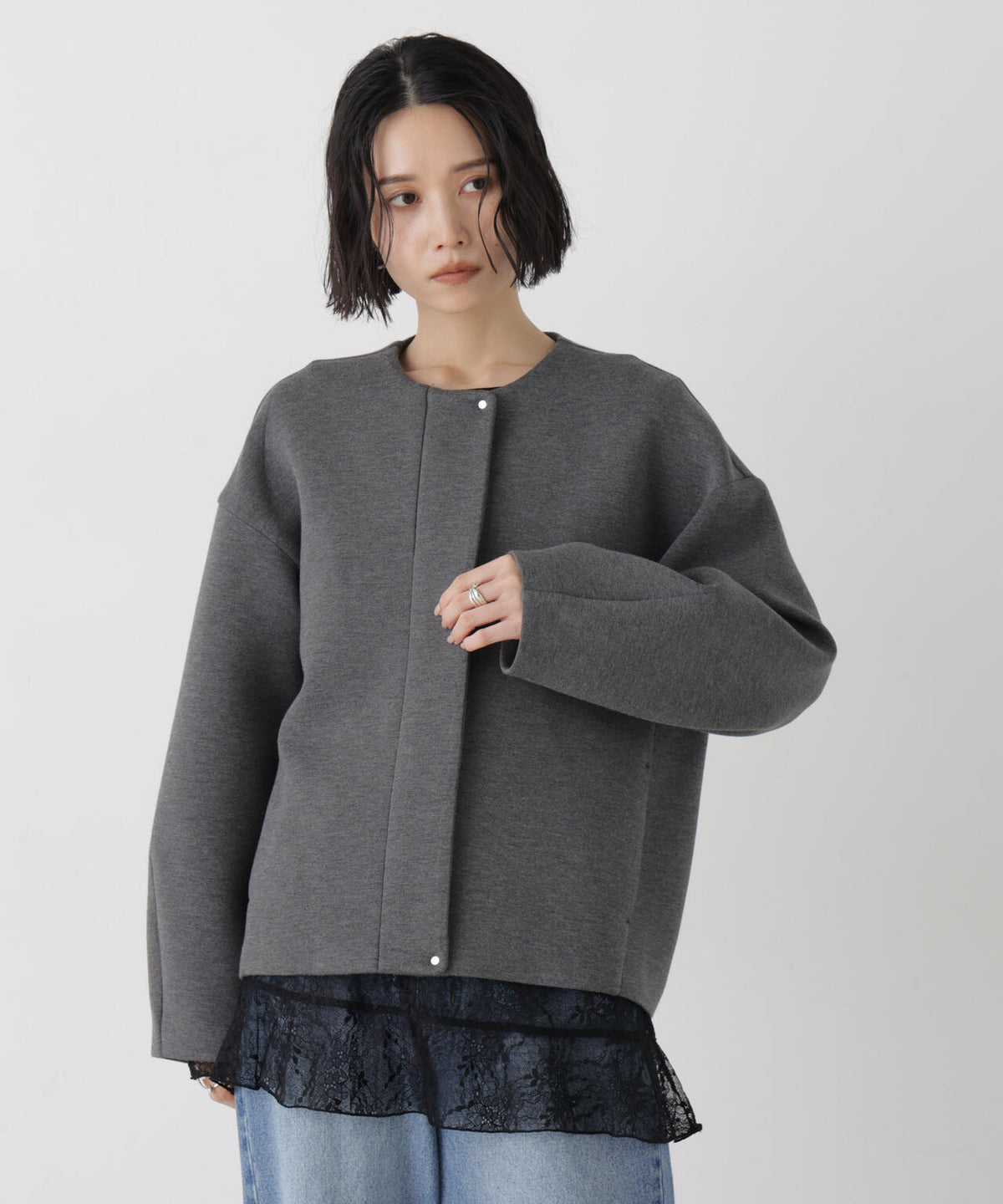 ダンボールノーカラージャケット