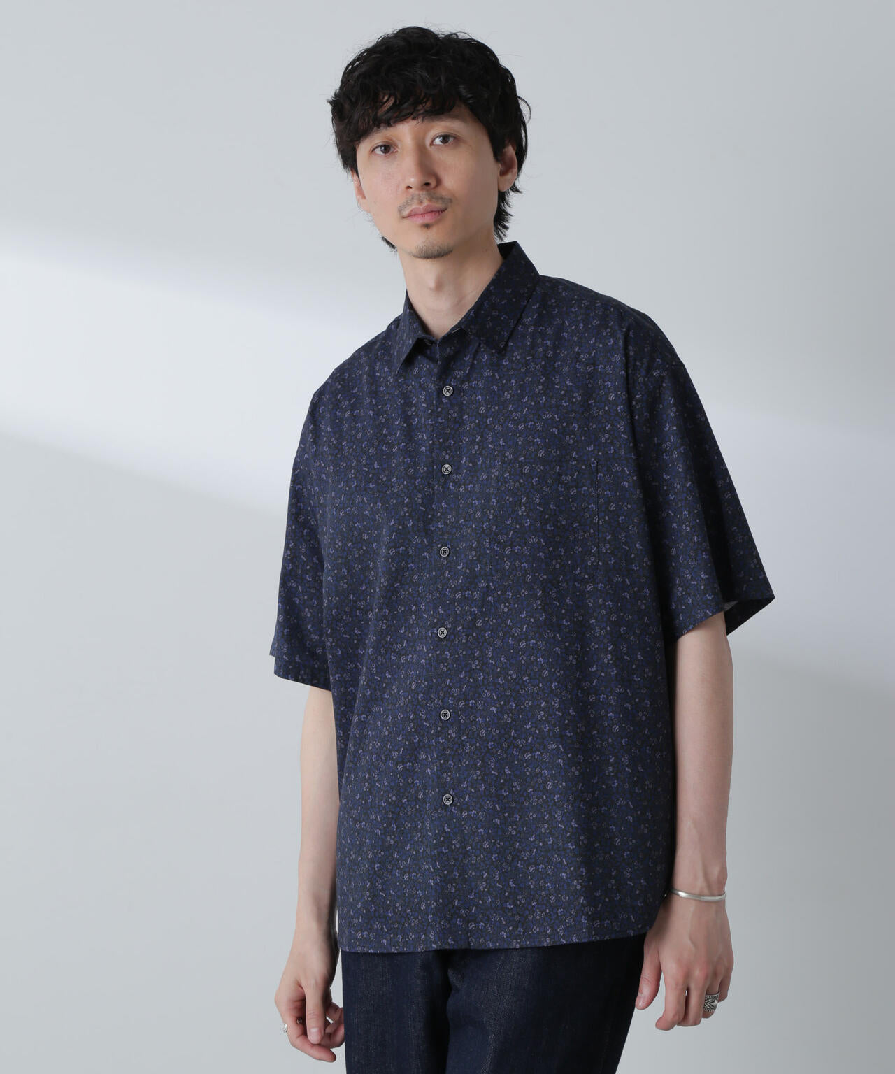 小花柄レギュラーシャツ 半袖