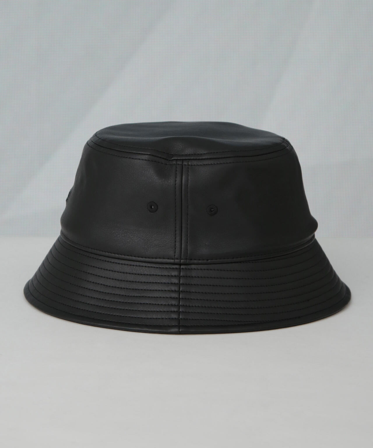 Lee/LE BUCKET FAUX LEATHER