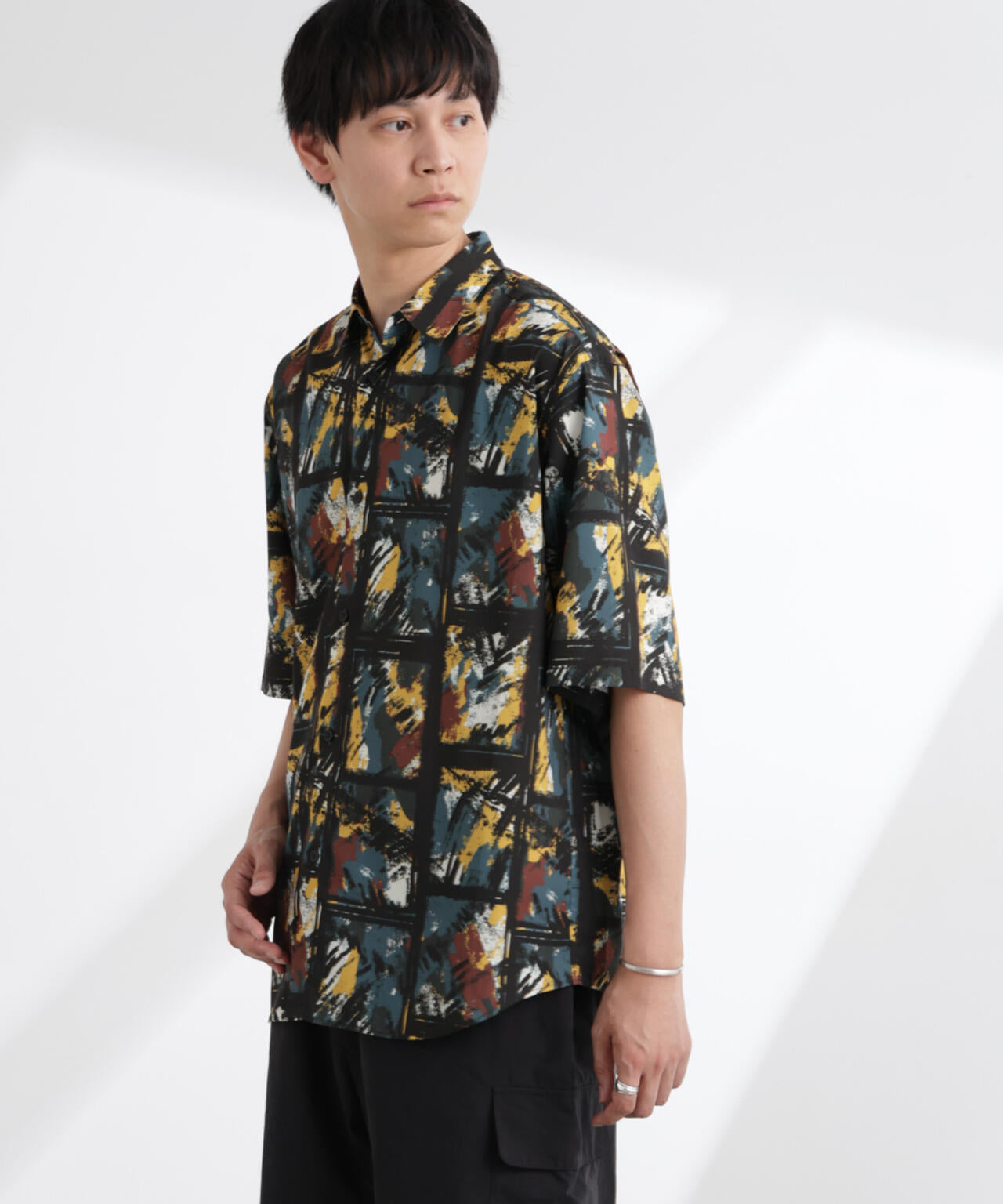 アート柄シャツ 半袖