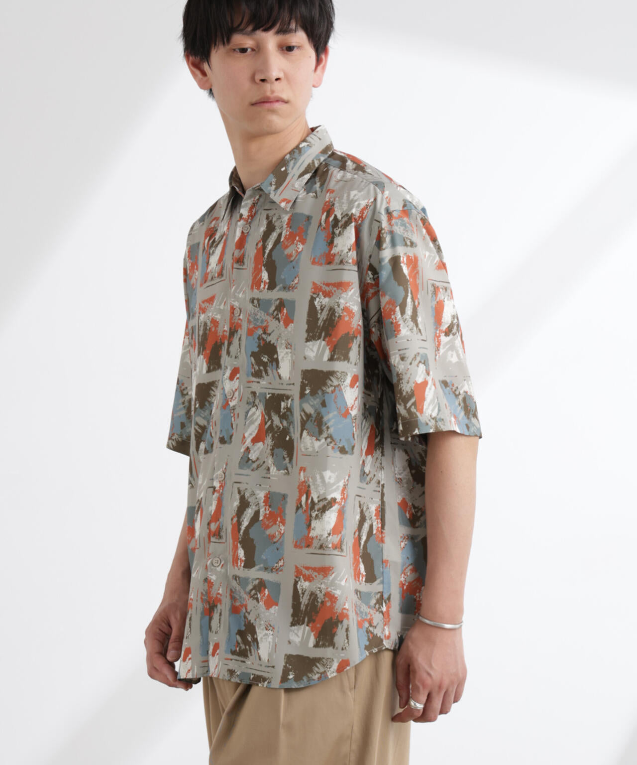 アート柄シャツ 半袖