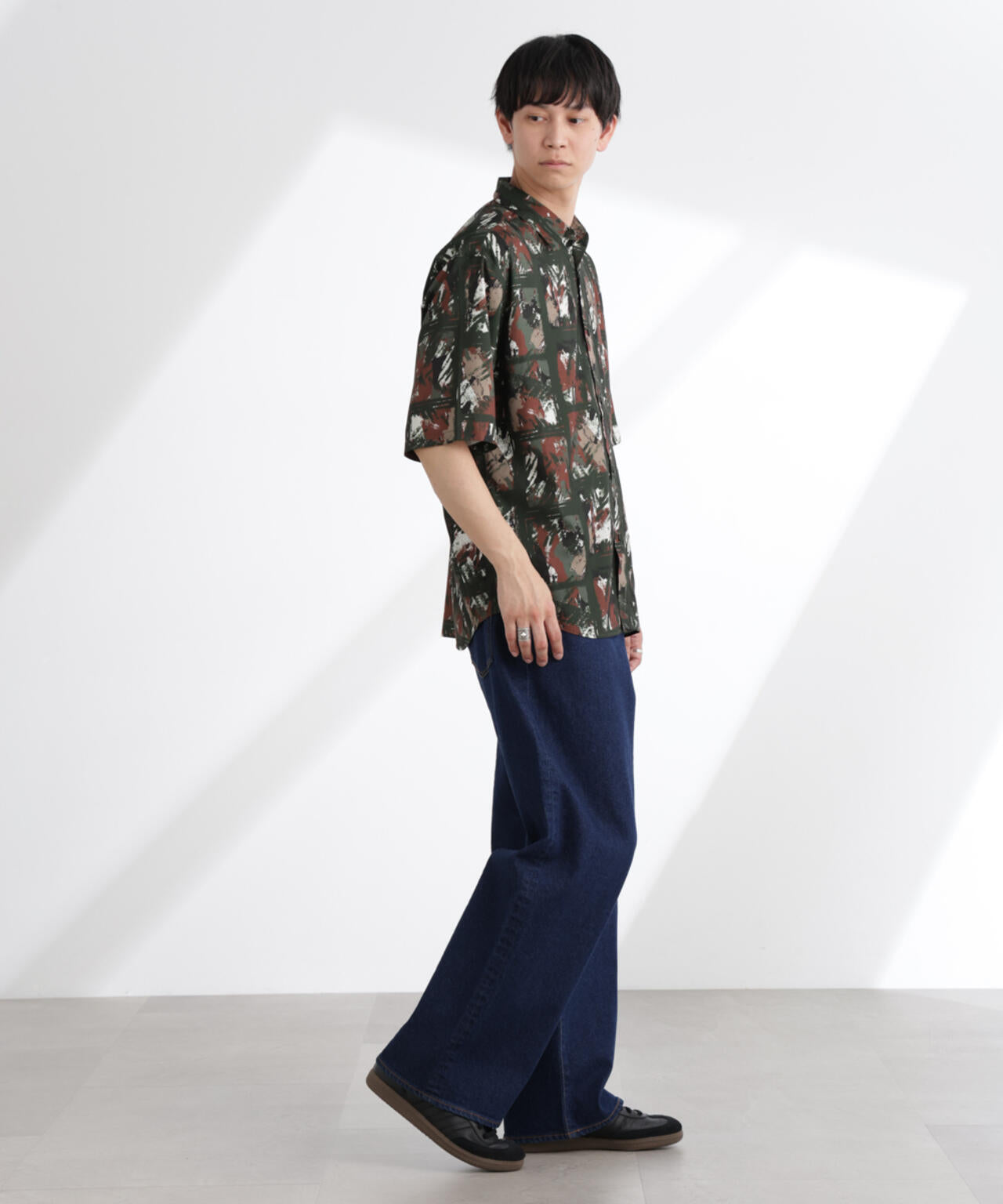 アート柄シャツ 半袖