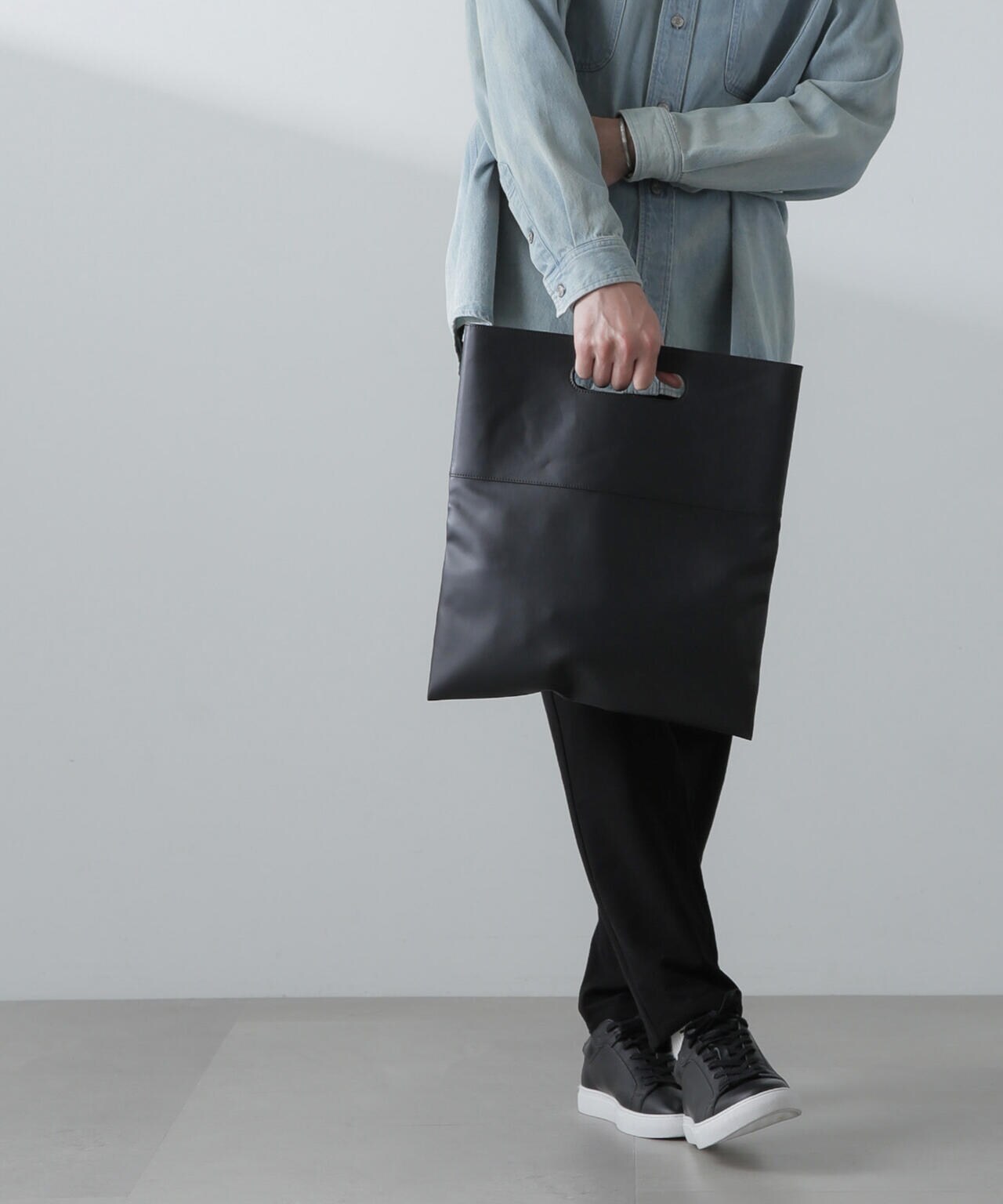 WEB限定/シンセティックレザー2WAYクラッチバッグ