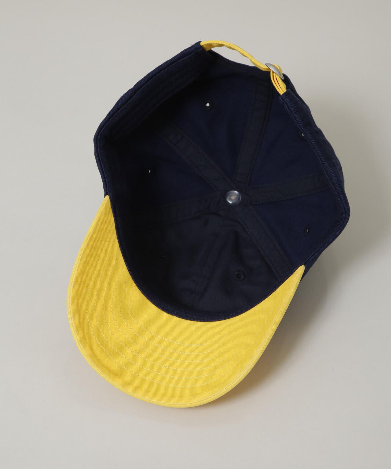 UNIVERSEITY OF MICHIGAN/MG USC WASHED 2TONE CAP