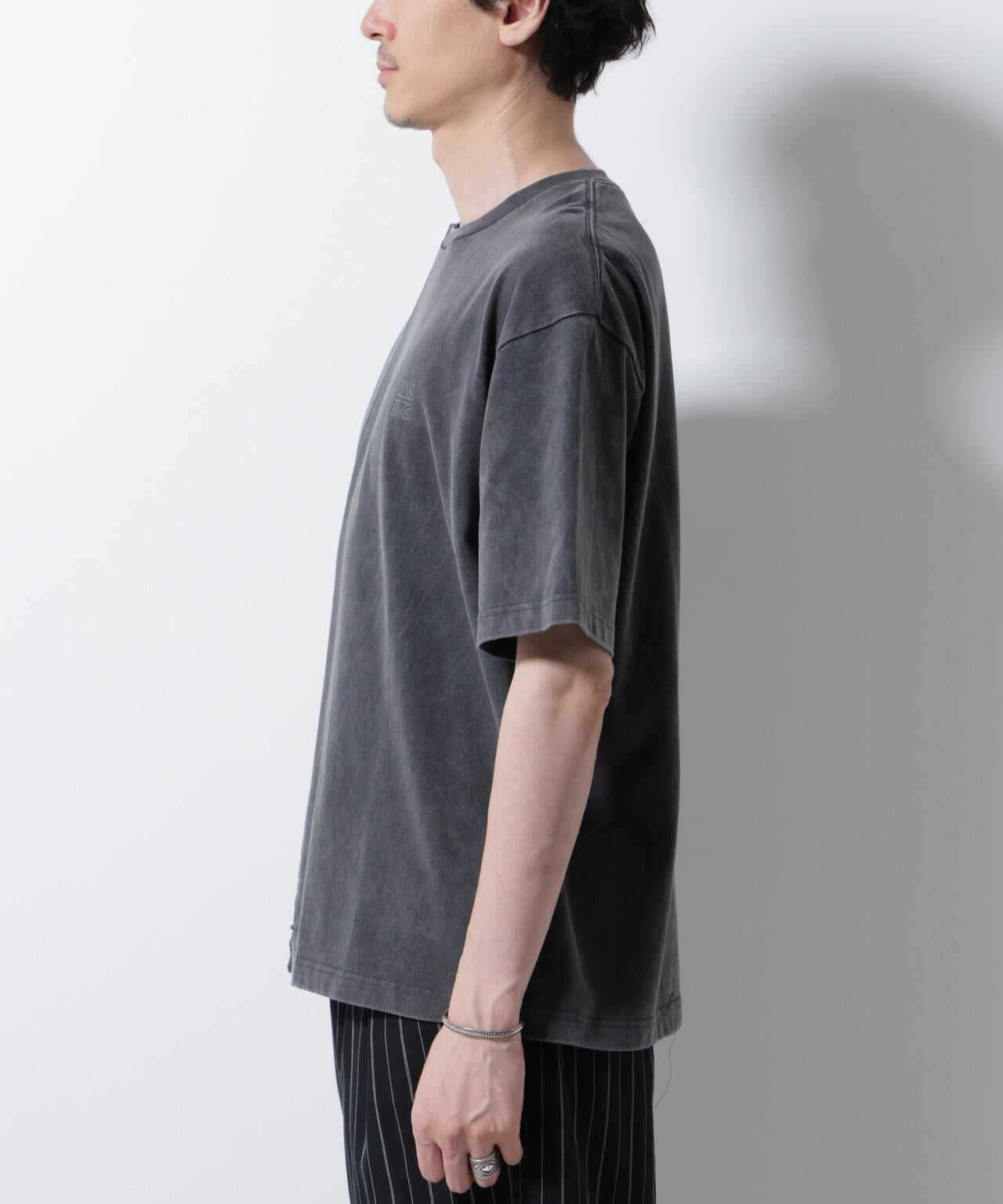 ｢A-C-Z｣2トーンピグメントTシャツ 半袖