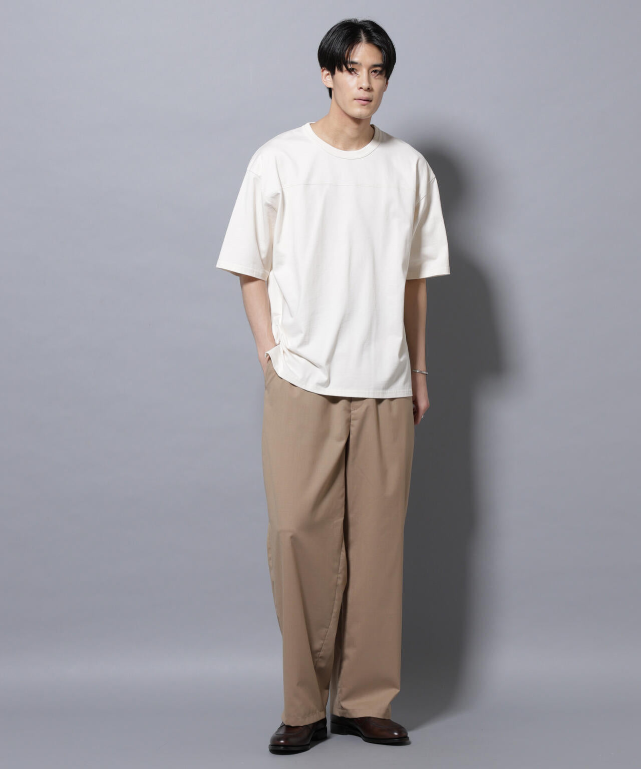 リラックスフットボールＴシャツ 半袖