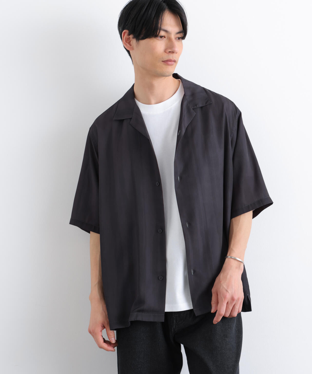 180cm　B:88 W:75 H:92 着用サイズ：L