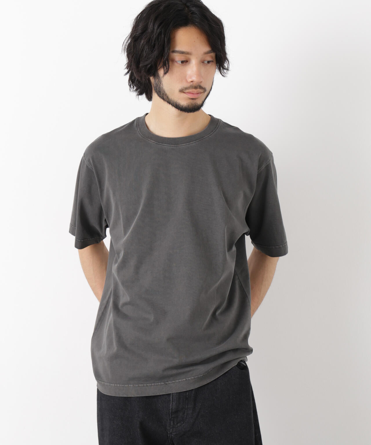 181cm　B:75 W:73 H:90 着用サイズ：L