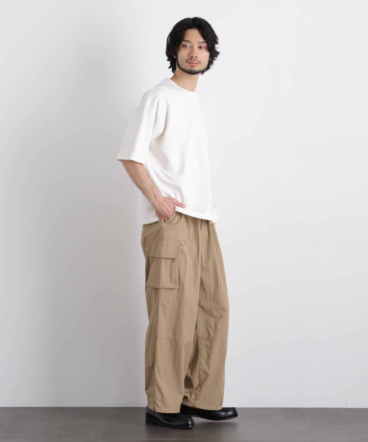 ナイロンリラックスカーゴパンツ