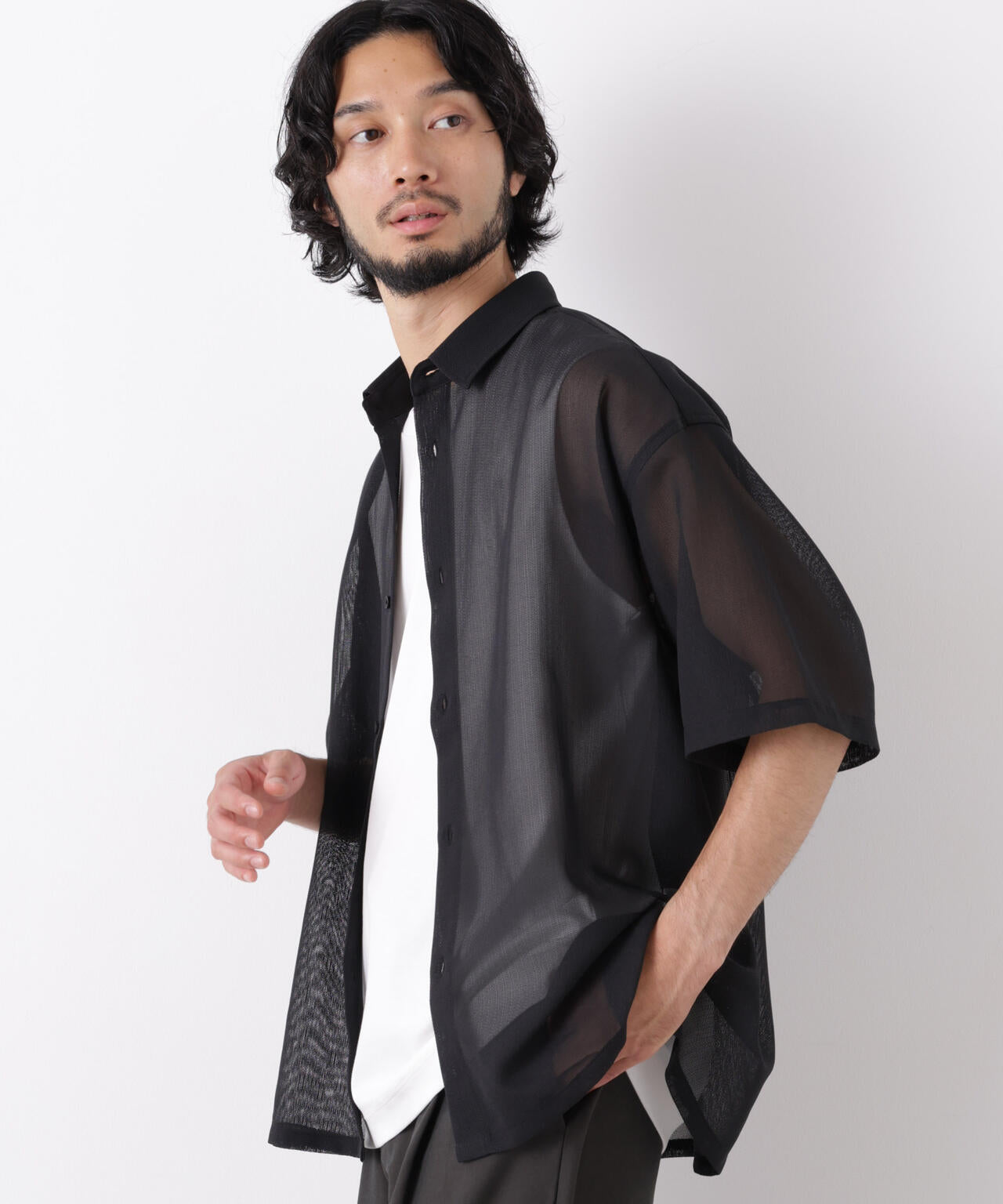 181cm　B:75 W:73 H:90 着用サイズ：L