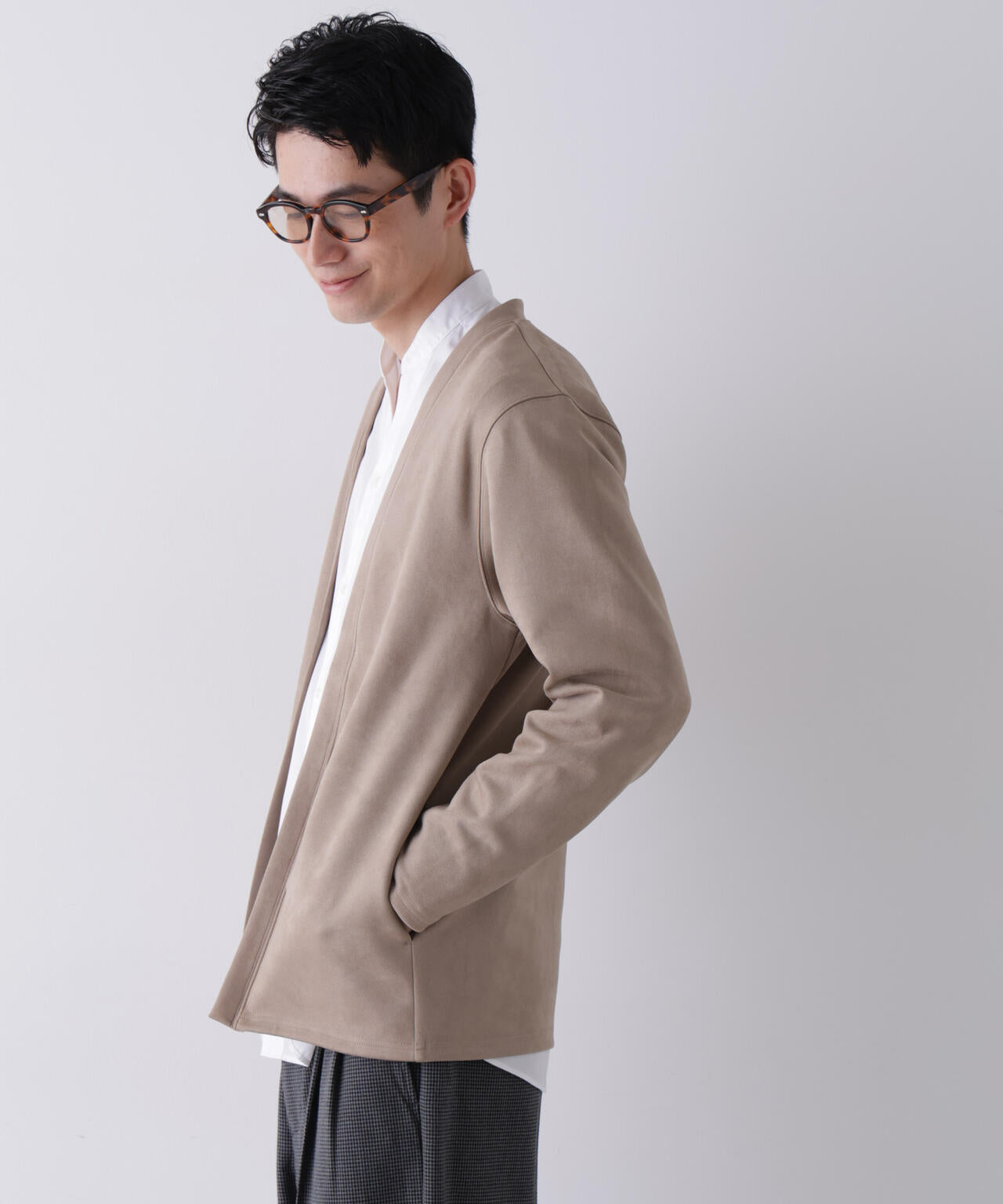 185cm　B:92 W:77 H:90 着用サイズ：L
