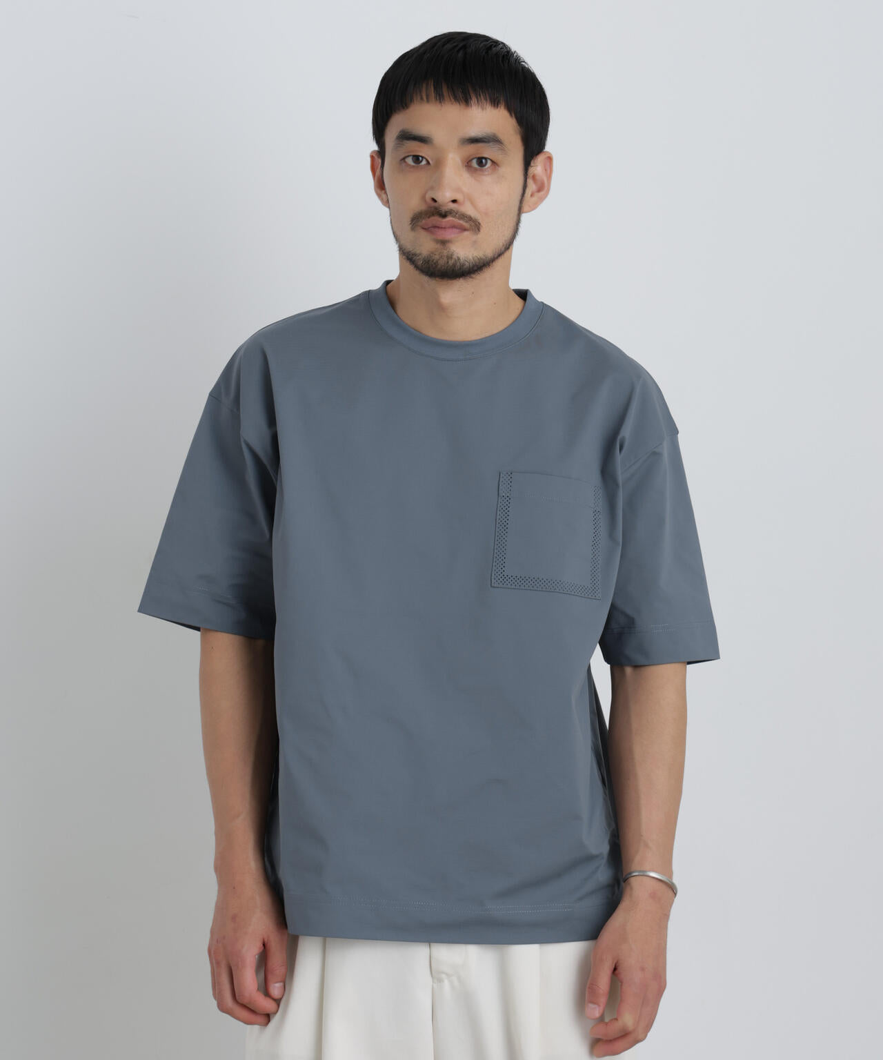 180cm　B:89 W:70 H:91 着用サイズ：L