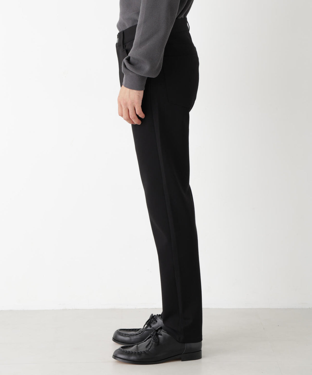 ストレッチ5Pテーパードパンツ