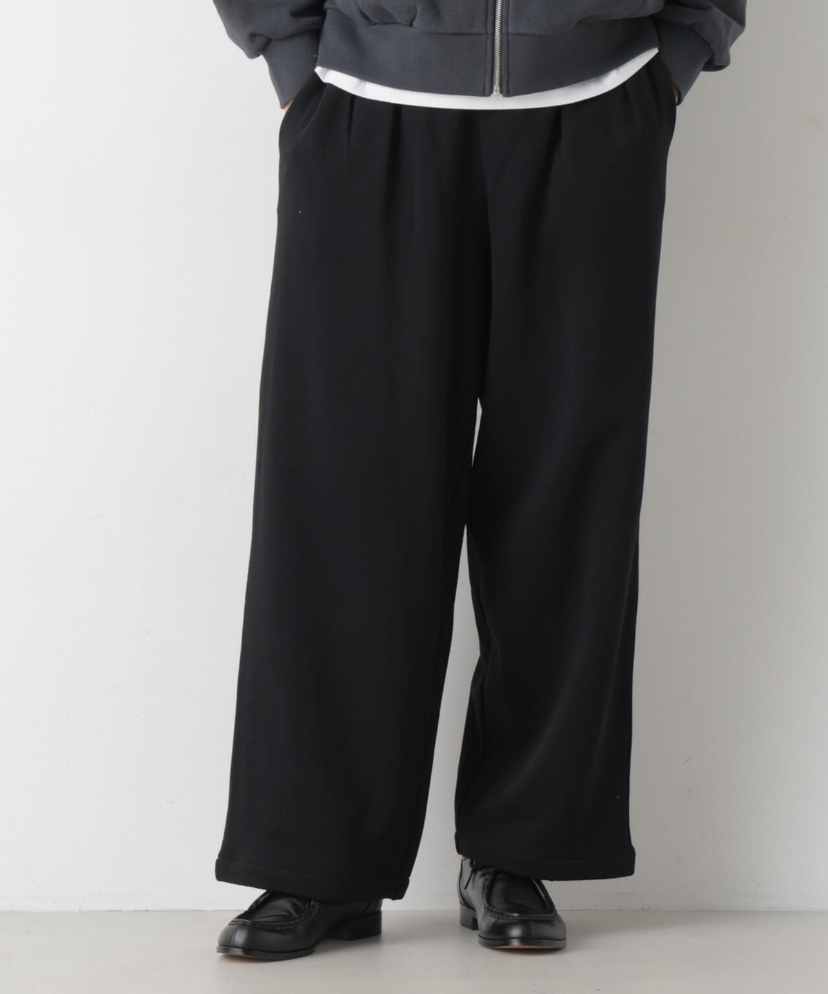 WEB限定/2タックワイドスウェットパンツ