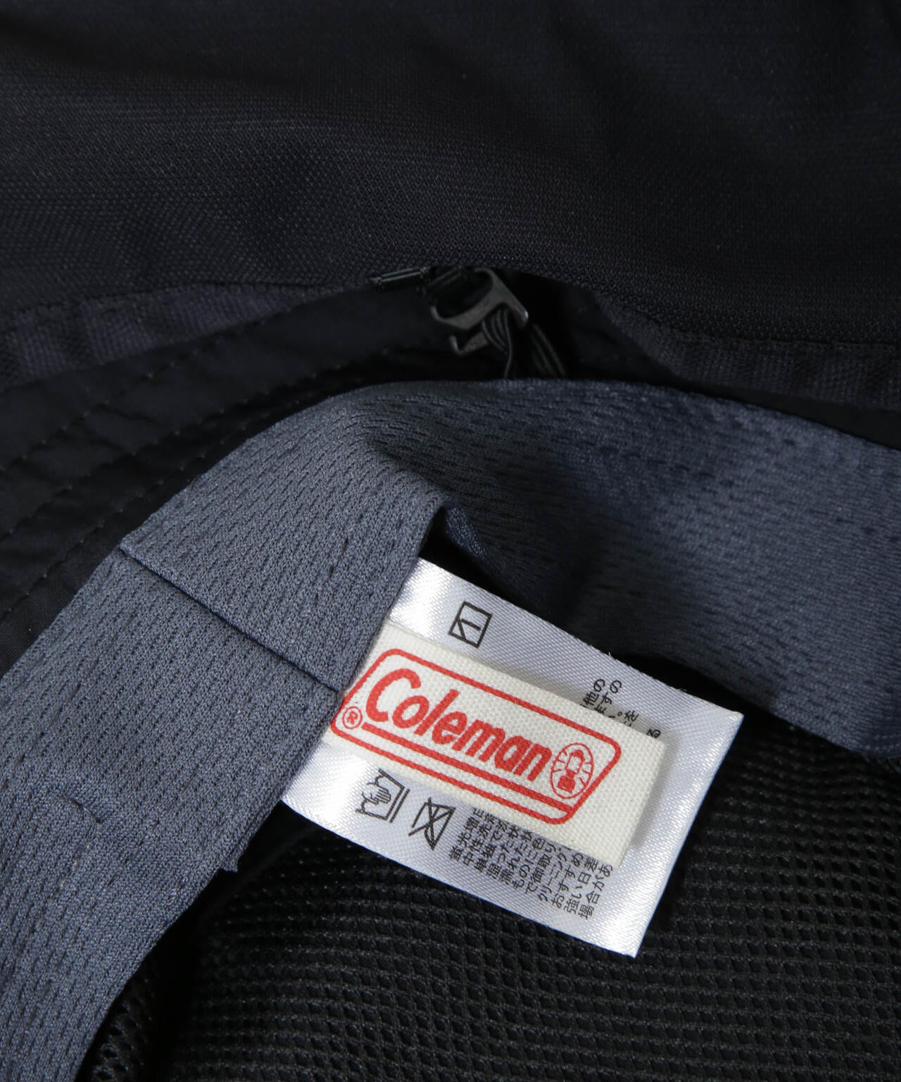 Coleman/タフタシェード付き アドベンチャーハット DARKROOM