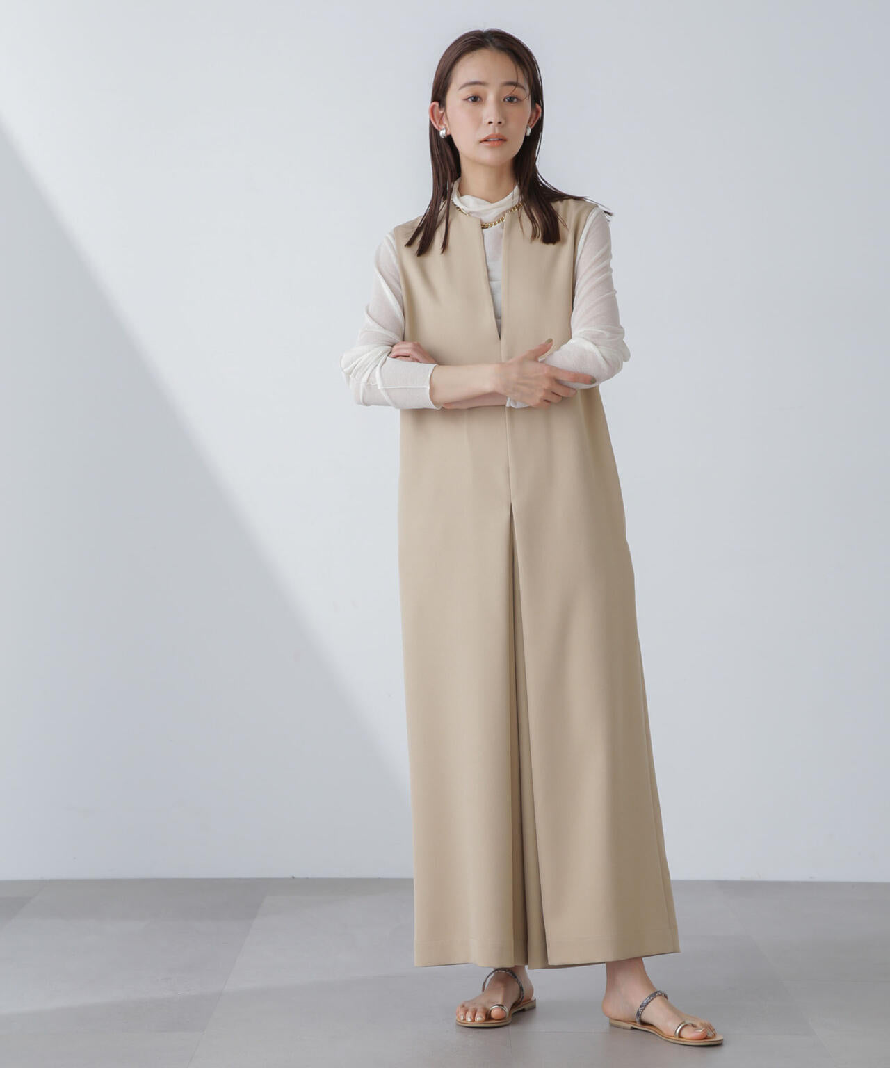 キーネックオールインワン