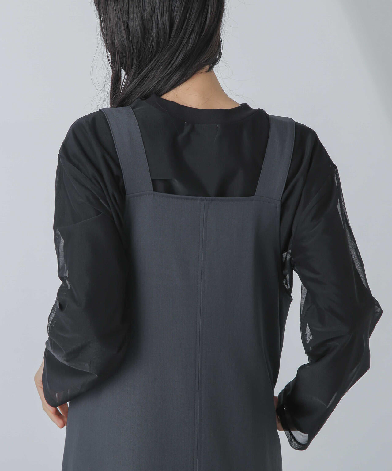 チュールレイヤードロングスリーブTシャツ