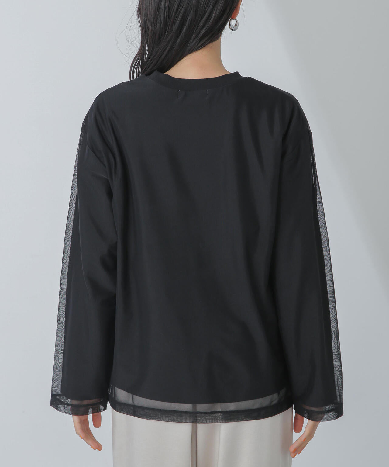 チュールレイヤードロングスリーブTシャツ