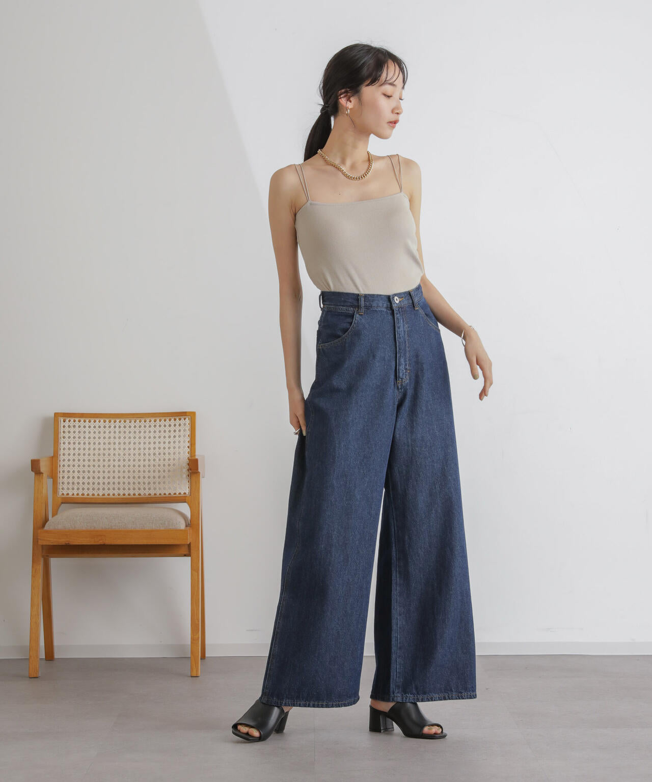 抗菌防臭リブカップ付きダブルストラップキャミソール