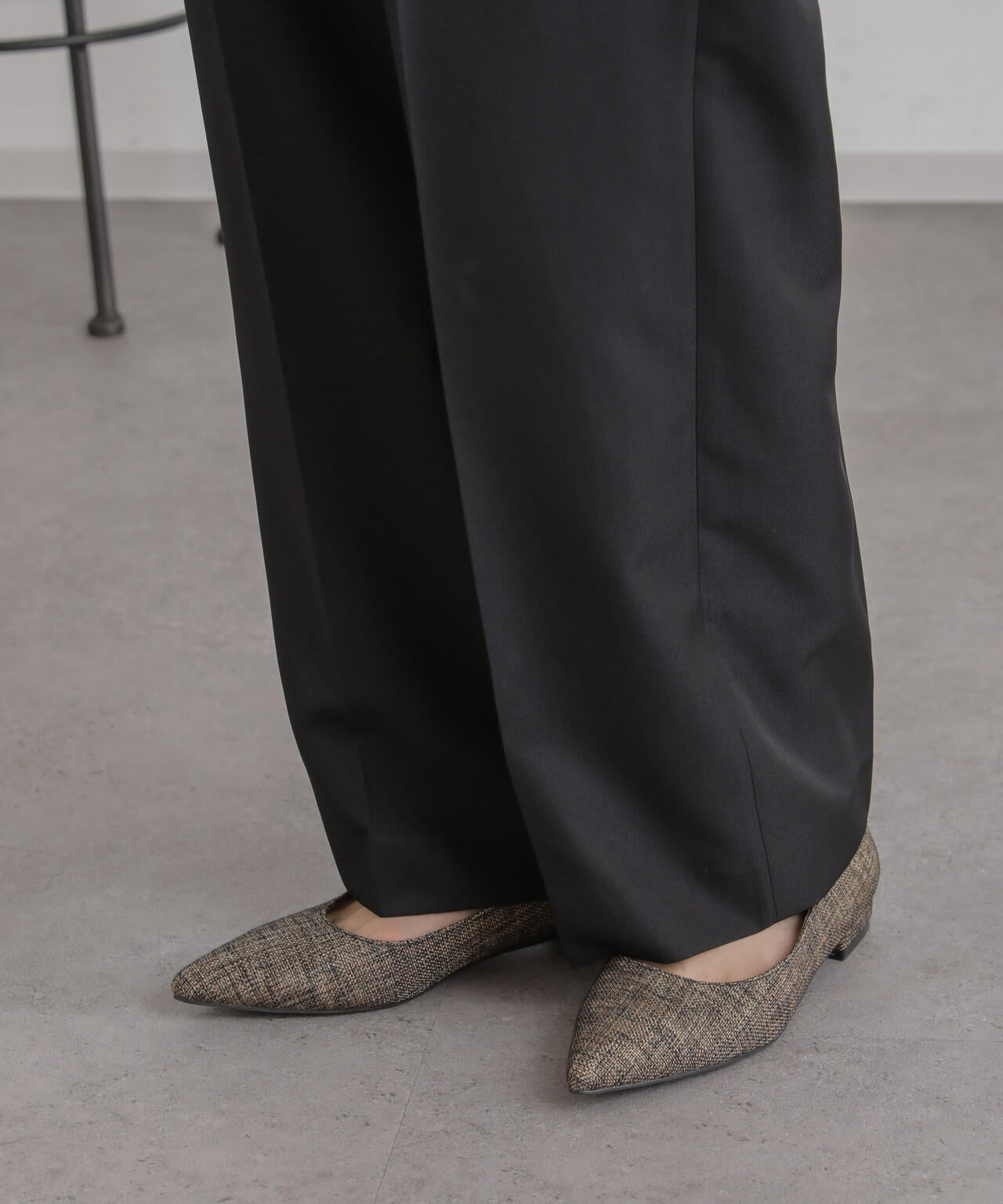 ベルトディテールパンツ