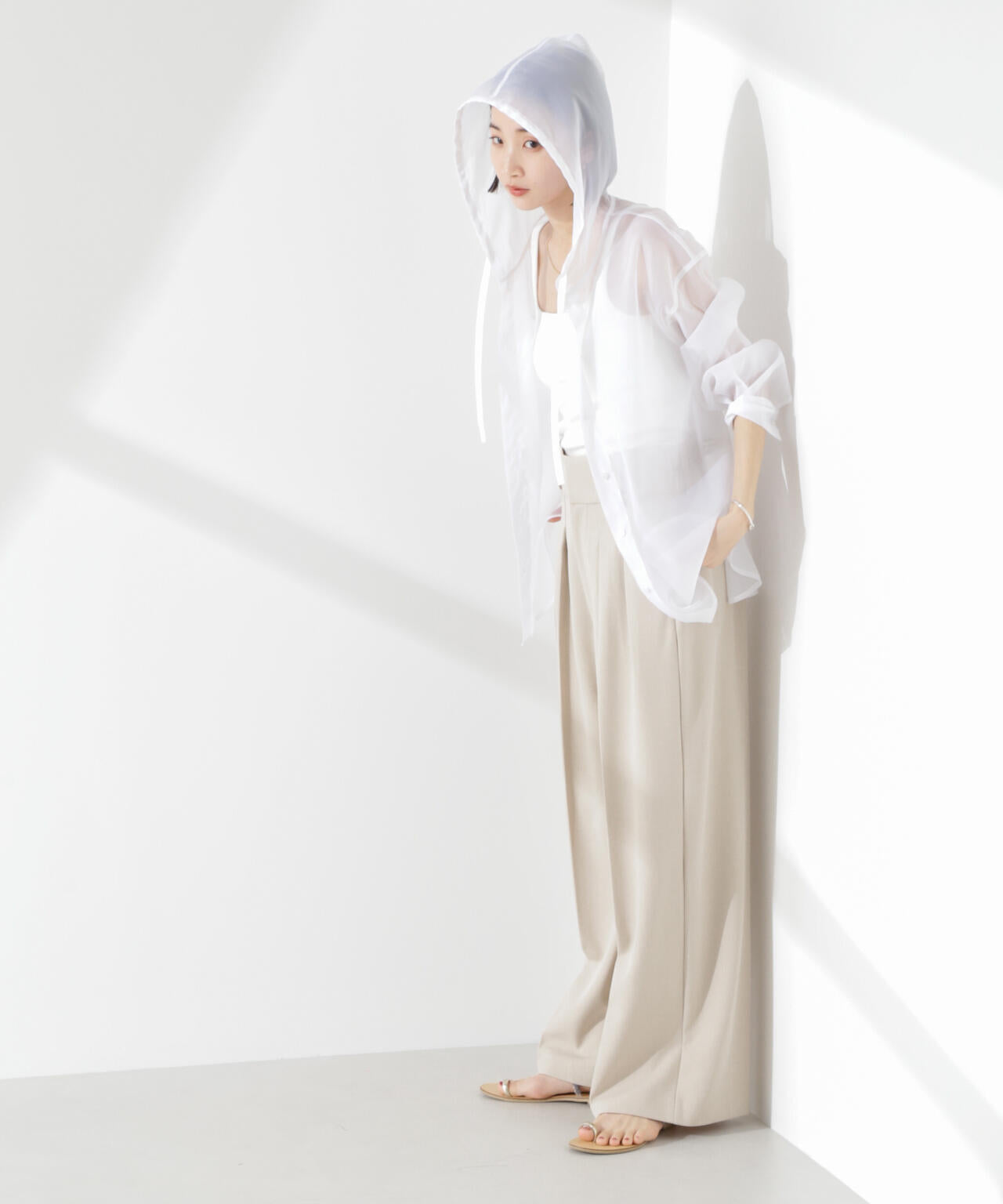 シアーフードシャツ