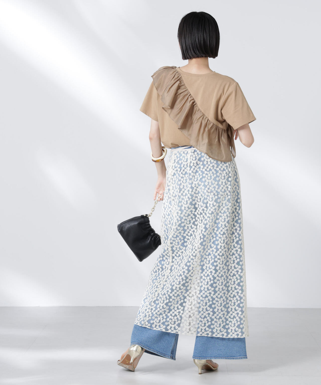 アシンメトリーフリル異素材コンビTシャツ