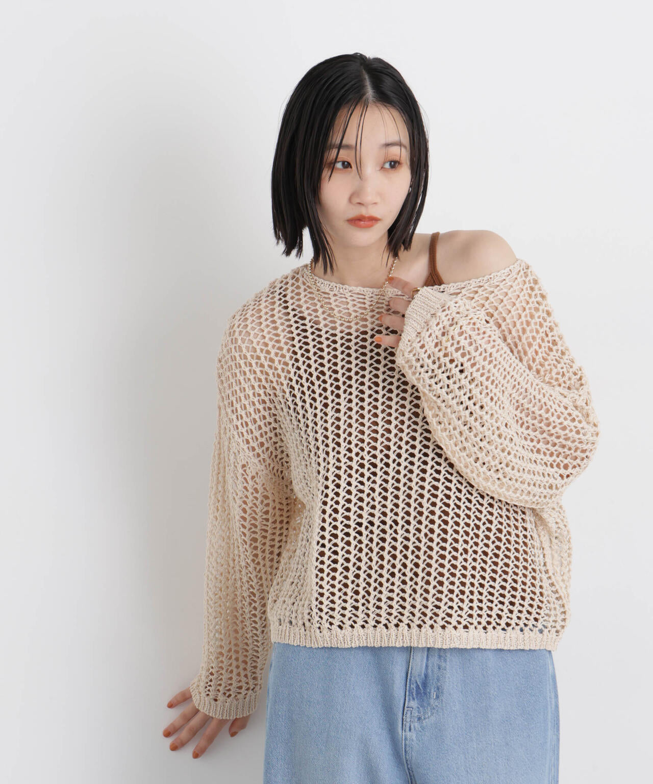 ワイドシルエットメッシュニットプルオーバー