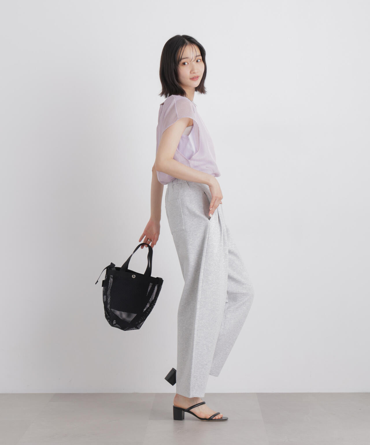 カラミメッシュレイヤードカットトップス