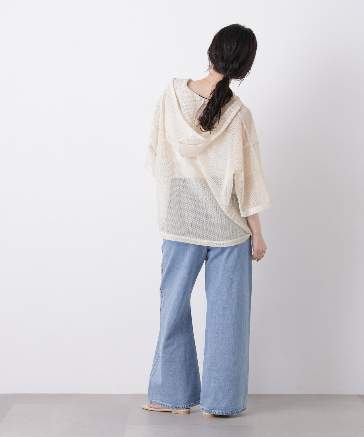 キーネックメッシュフーディートップス