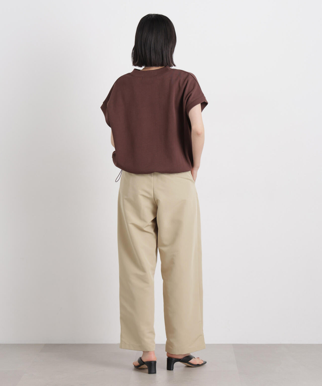 平織りツータックワイドパンツ