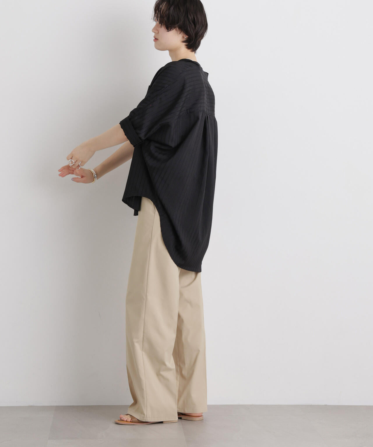 エバークリース加工ストレートセンタープレスパンツ