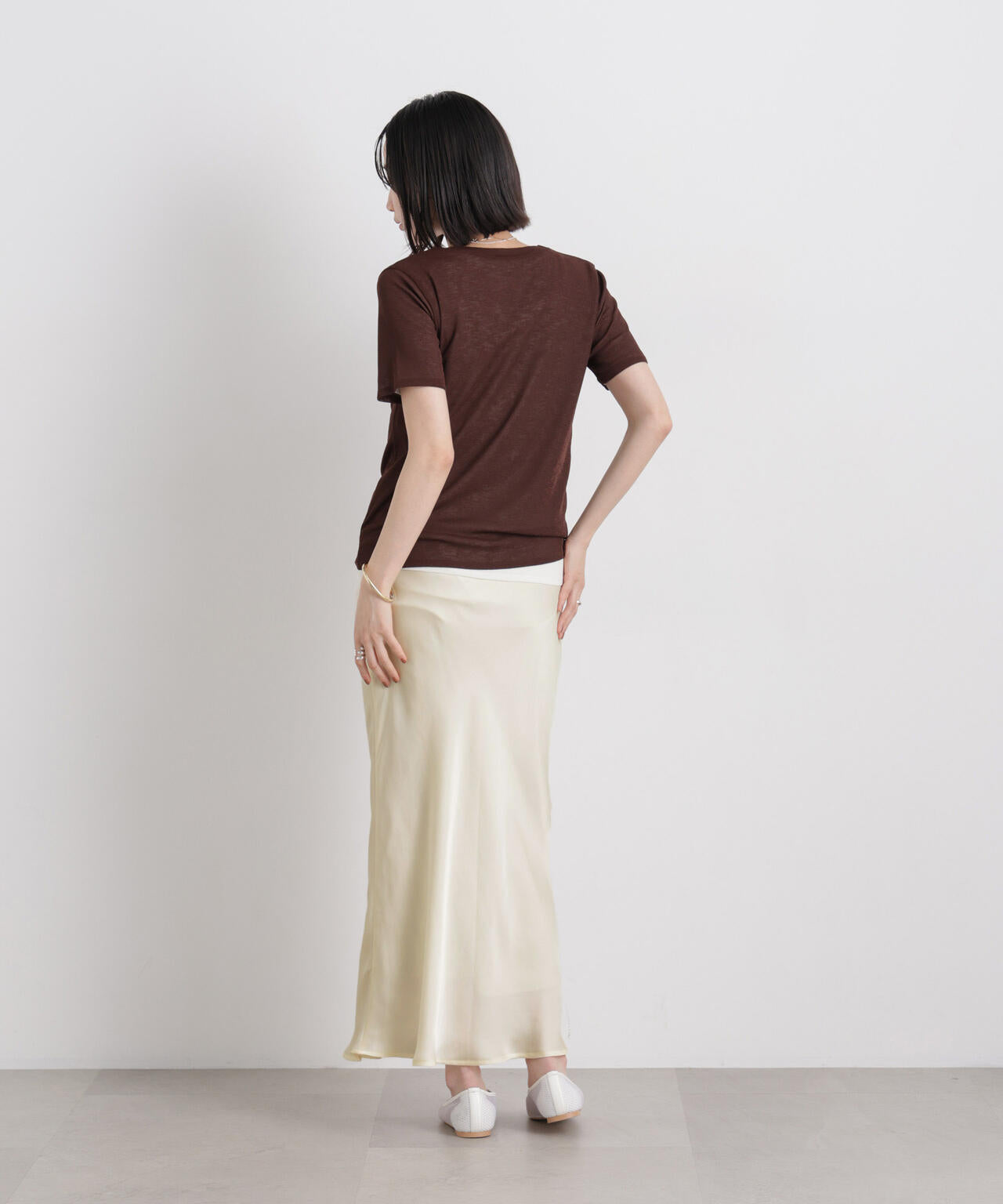 シアーサテンマキシスカート