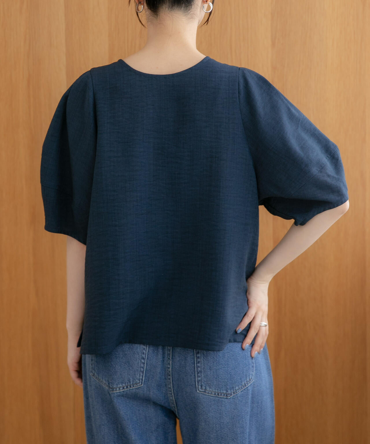 WEB限定/多機能素材 前後2wayランタンスリーブクルーブラウス(セットアップ可)