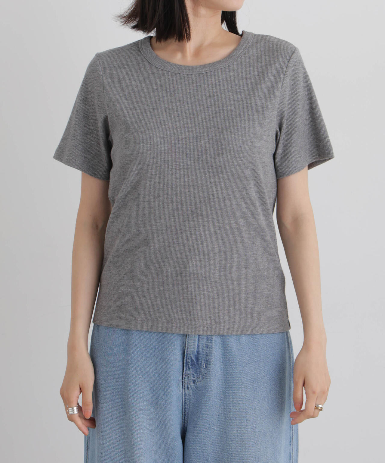 ラメリブカットクルーネックTシャツ
