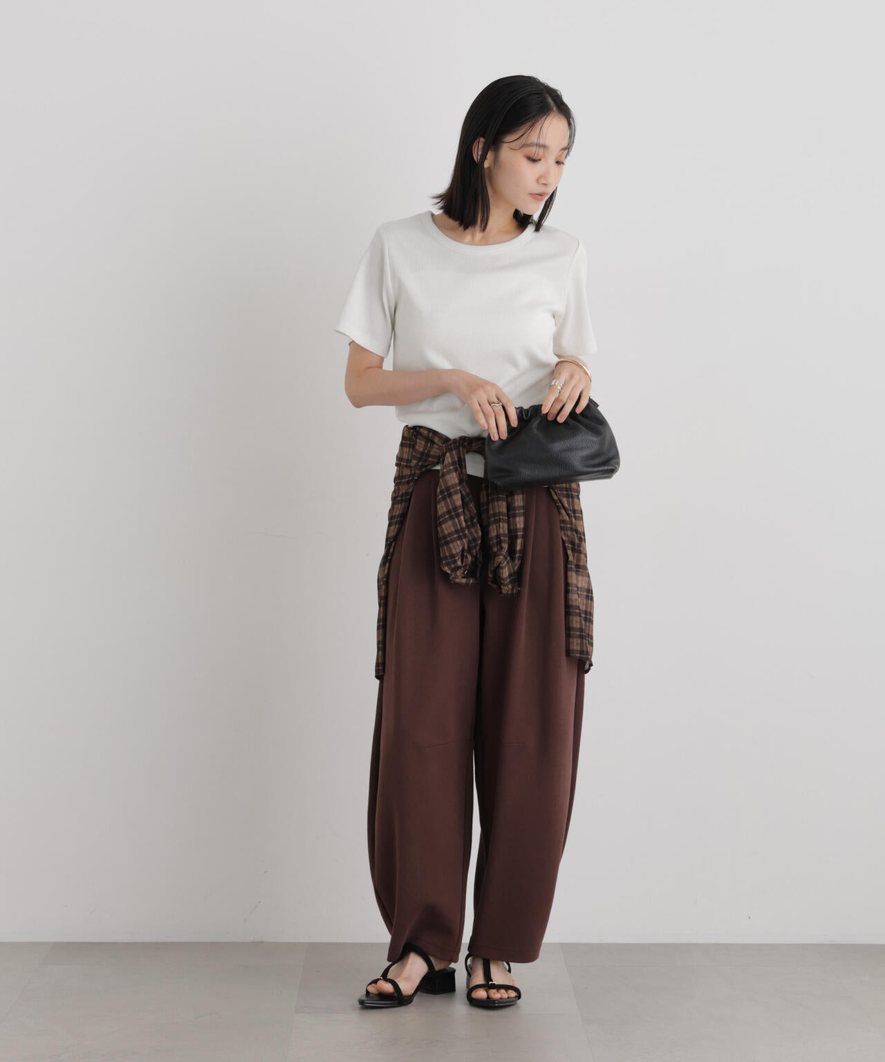 ラメリブカットクルーネックTシャツ