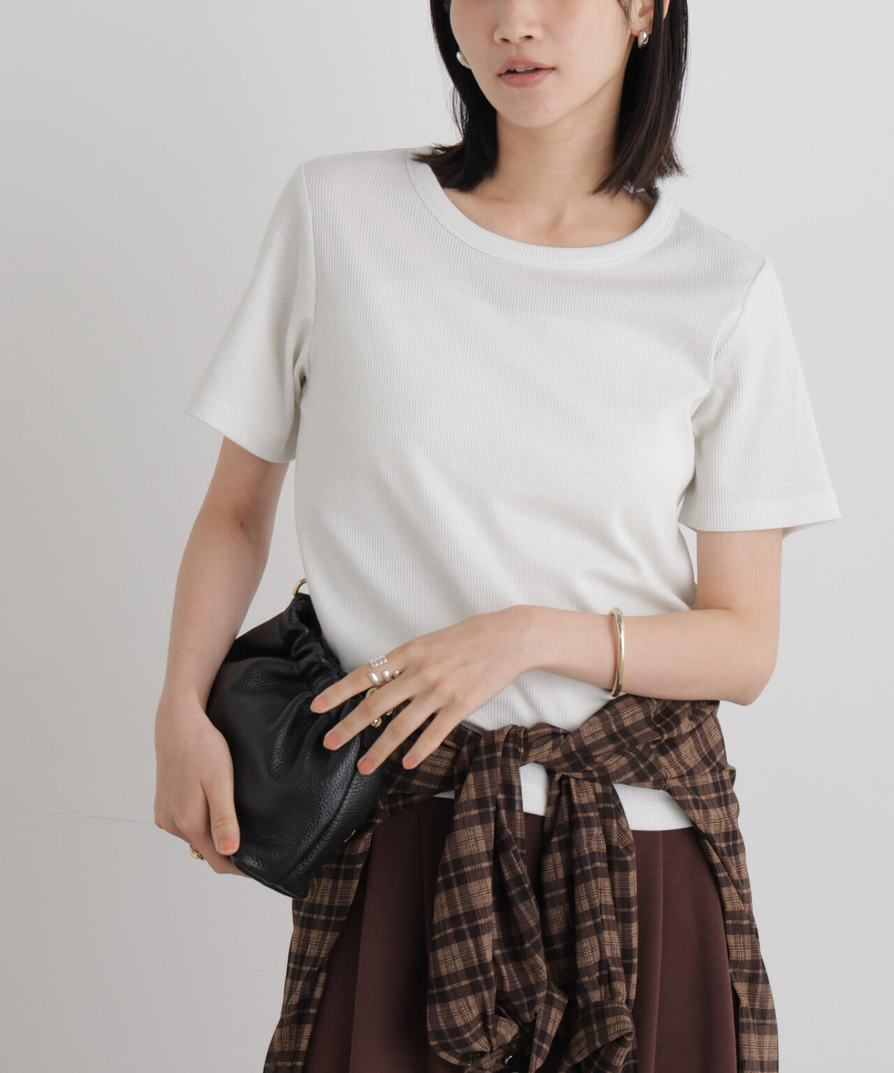 ラメリブカットクルーネックTシャツ