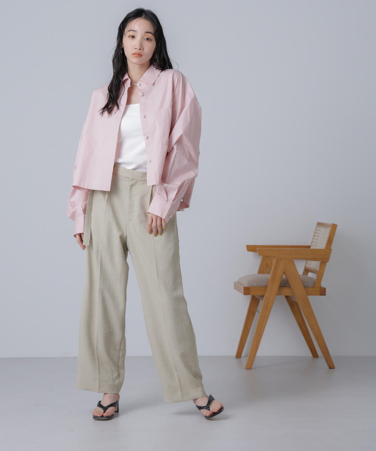 WEB限定/パールボタンクロップドシャツ