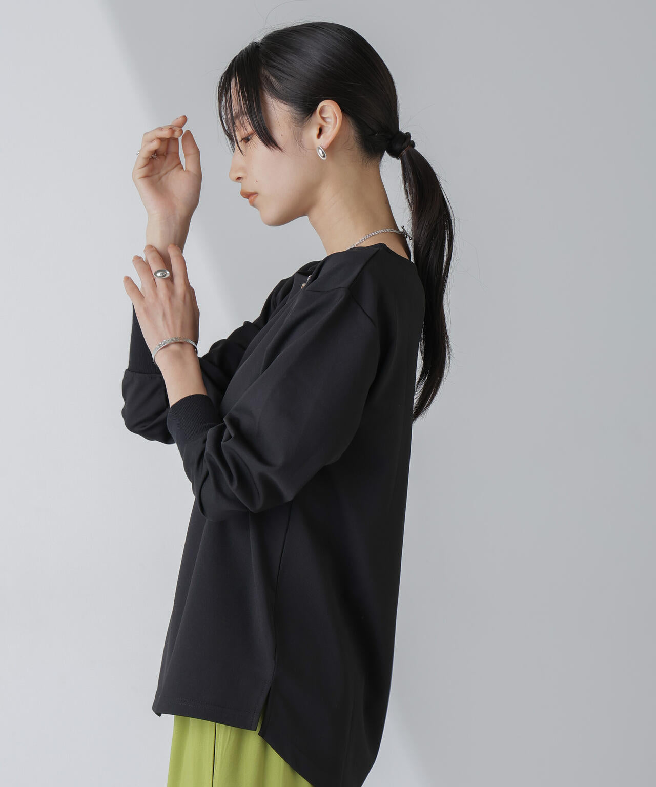 WEB限定/リブ付きれい見えジョーゼットカットソー
