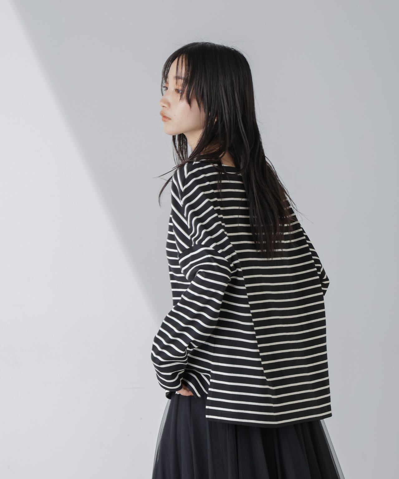 WEB限定/ボーダーワイドドロップトップス