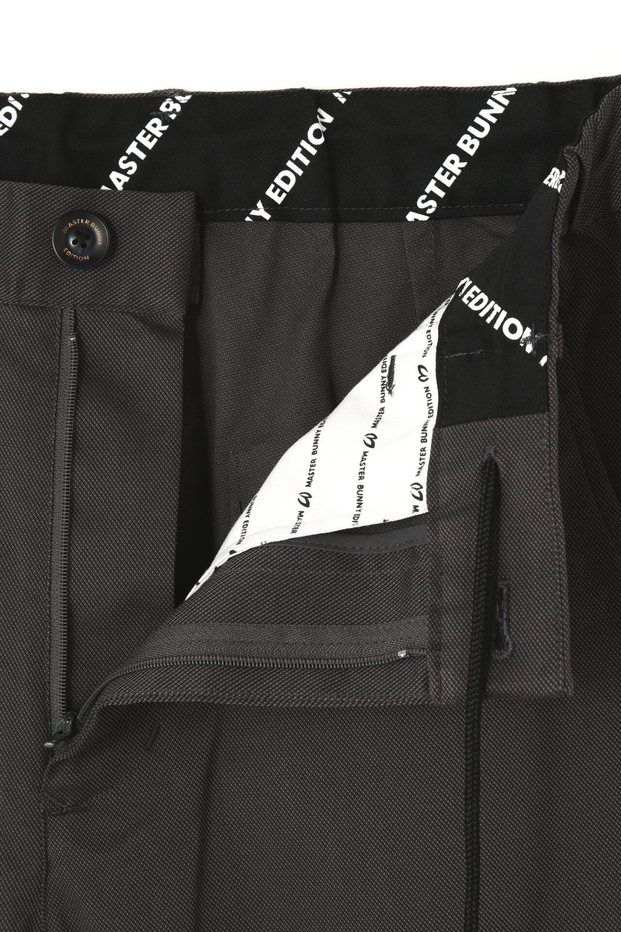 レトロレンジシャークスキンストレッチショートパンツ