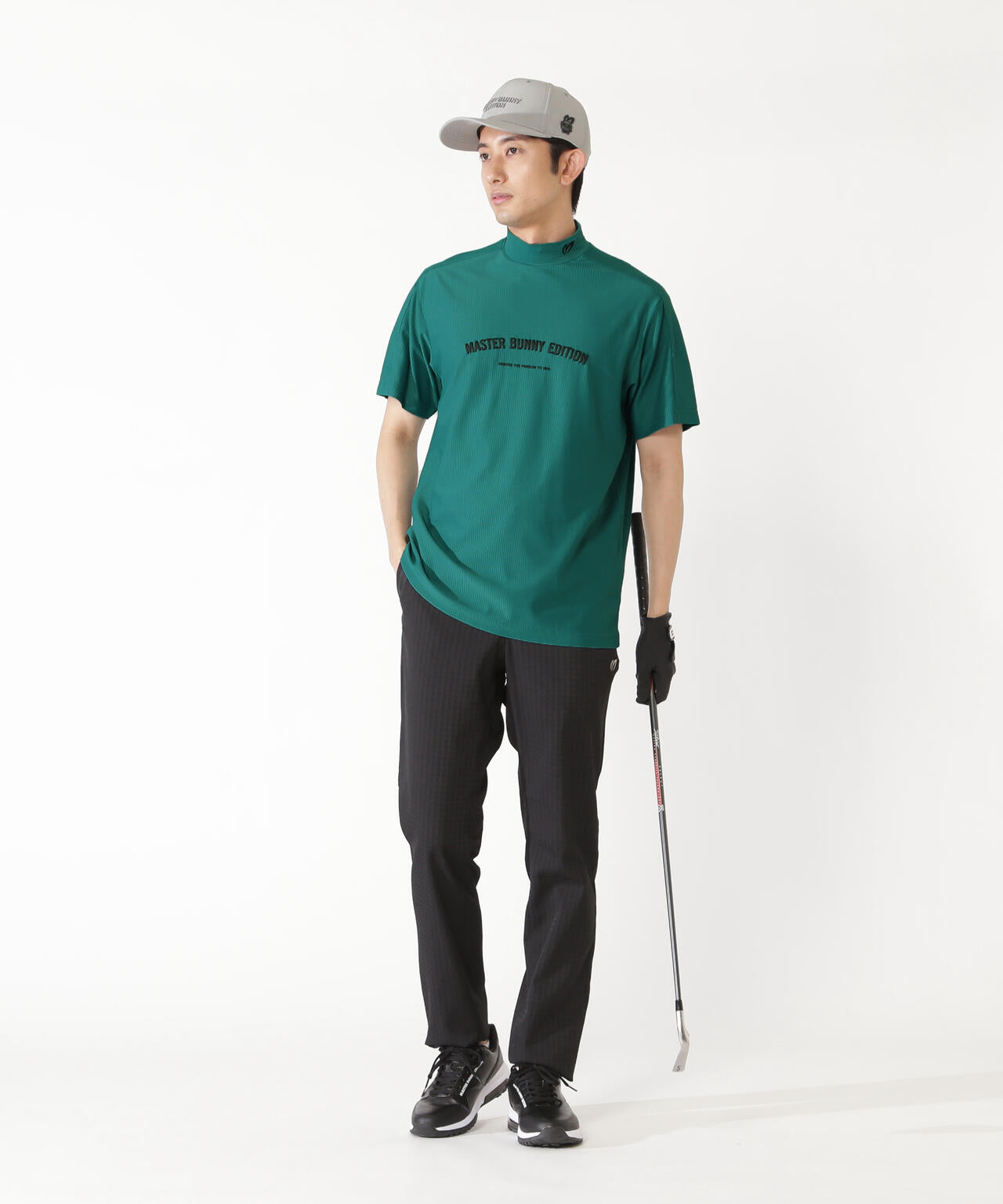 H:182cm/C:93/W:77/H:91 着用サイズ：5