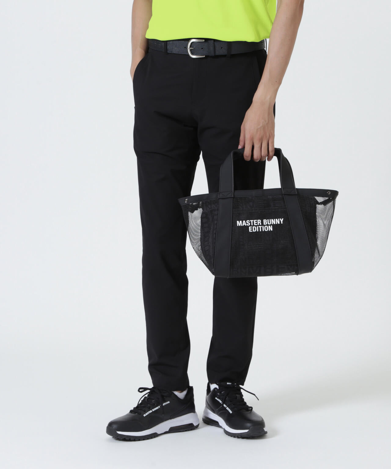 H:182cm/C:93/W:77/H:91