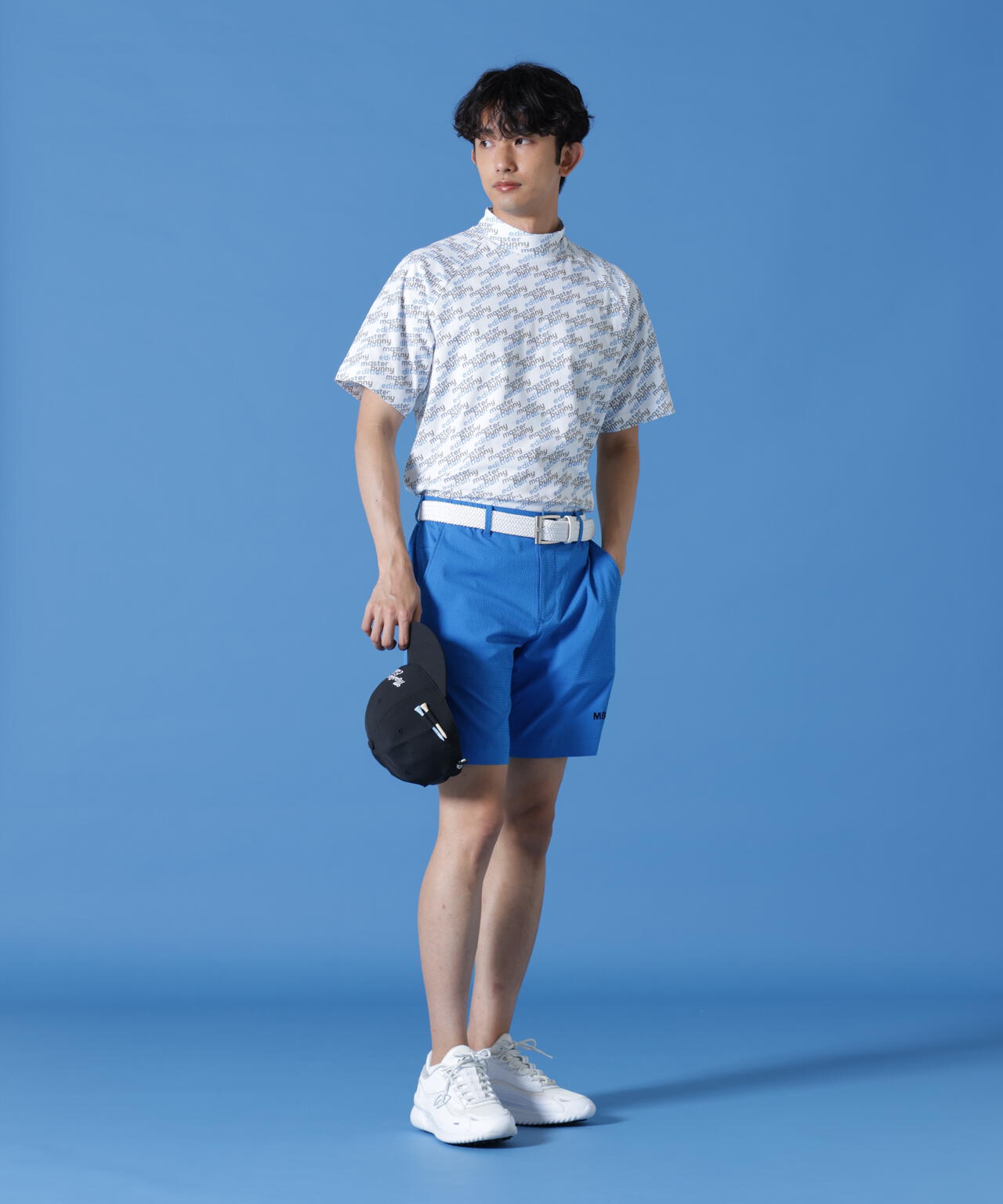 H:182cm/C:93/W:77/H:91 着用サイズ：5