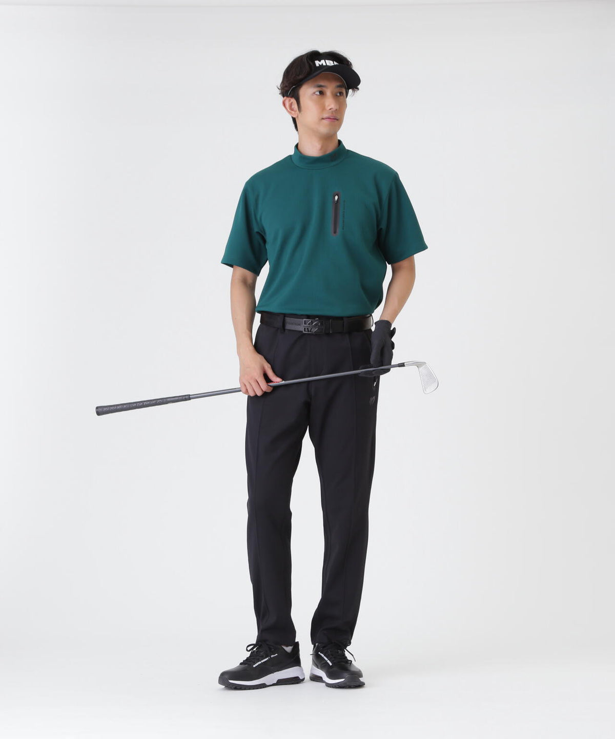 H:182cm/C:93/W:77/H:91 着用サイズ：5