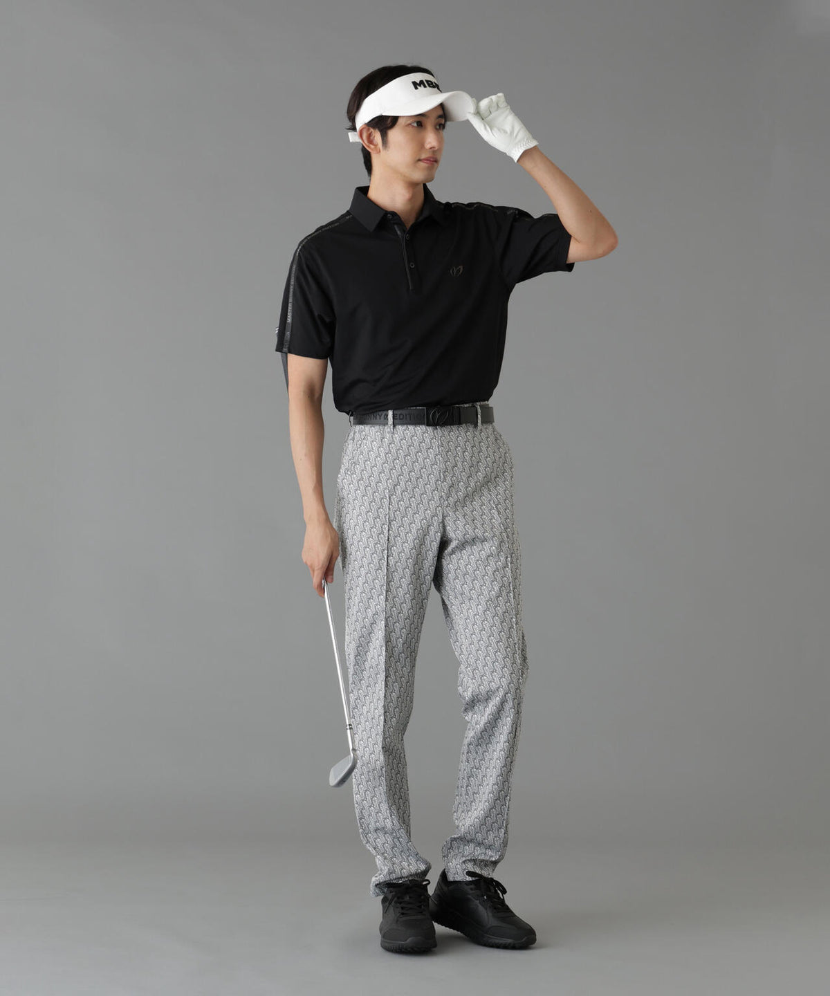 H:182cm/C:93/W:77/H:91 着用サイズ：5