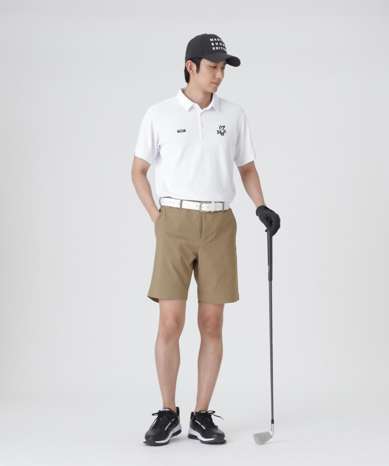 H:182cm/C:93/W:77/H:91 着用サイズ：5